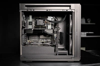 Workstation Threadripper PRO 7965WX, 4× RTX 4000 ADA, 512 GB di RAM, 16 TB NVMe