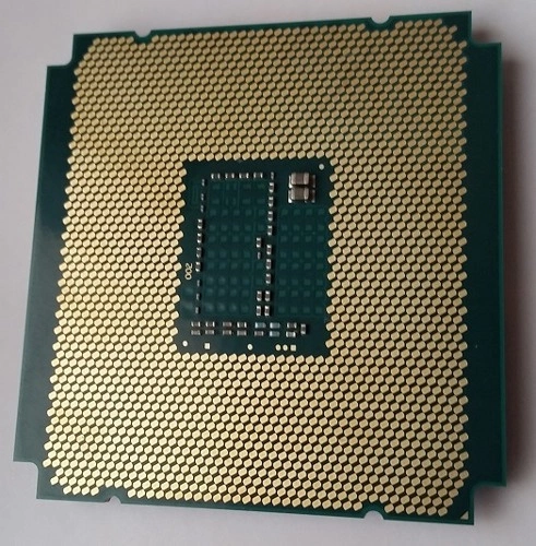 Intel® Xeon® Processore E5-1620v2 SR1AR (10M Cache, 4x 3.7GHz)
