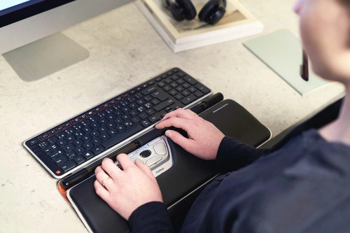 Wired topo Contour RollerMouse Red Plus CDRMRED10210