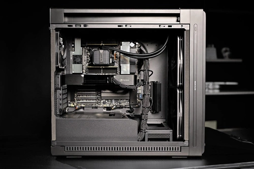 Workstation ASUS AI – Threadripper PRO 9985WX, RTX PRO 6000, 128GB RAM, 4TB M.2